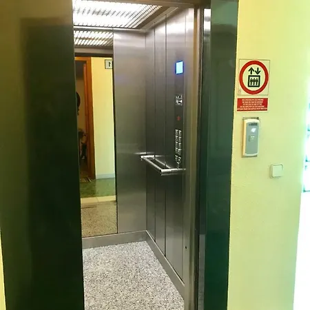 Super Beach First Floor Apartment *