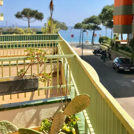 Super Beach First Floor