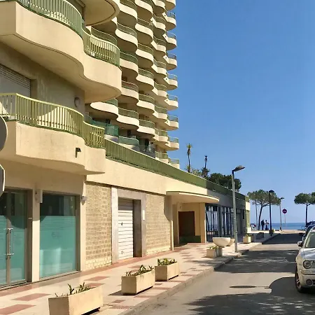 Super Beach First Floor *